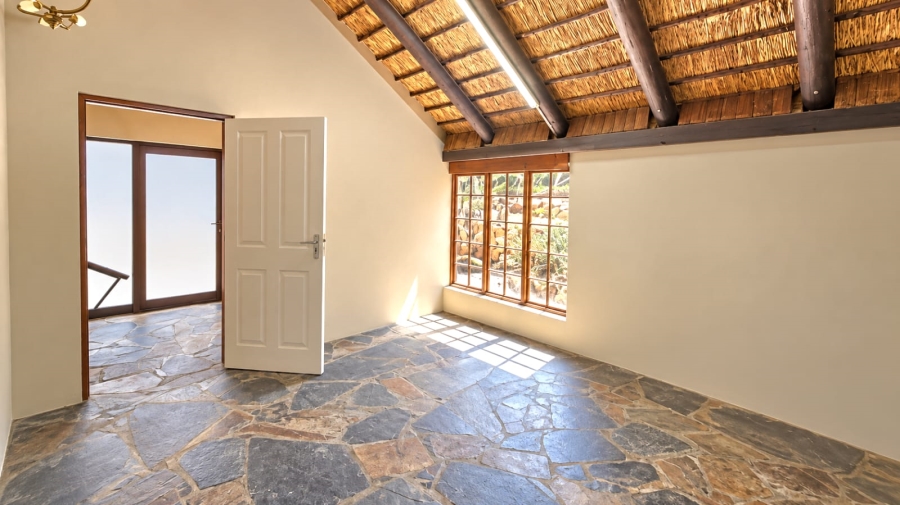 To Let 4 Bedroom Property for Rent in Schoemansville North West